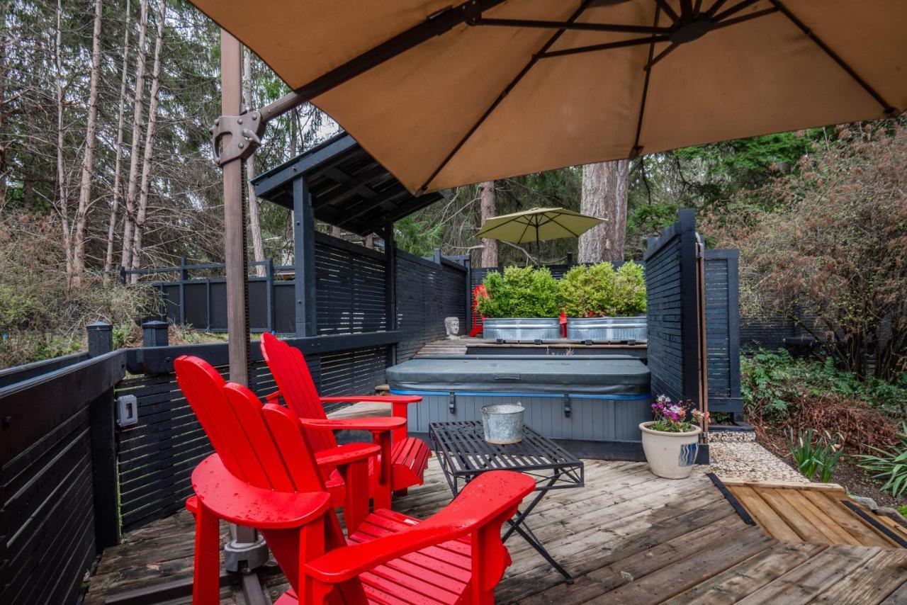 Ganges Salt Spring Carriage House B&B מראה חיצוני תמונה