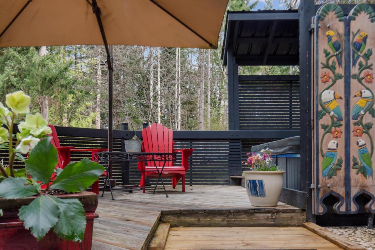 Ganges Salt Spring Carriage House B&B מראה חיצוני תמונה
